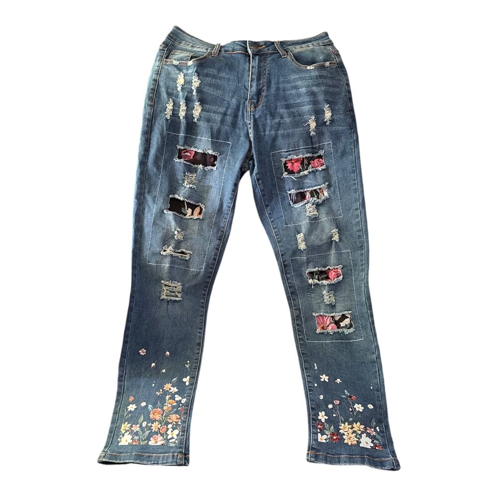 Boyfriend Distressed Patchwork Denim Jeans size Medium - Picture 3 of 11